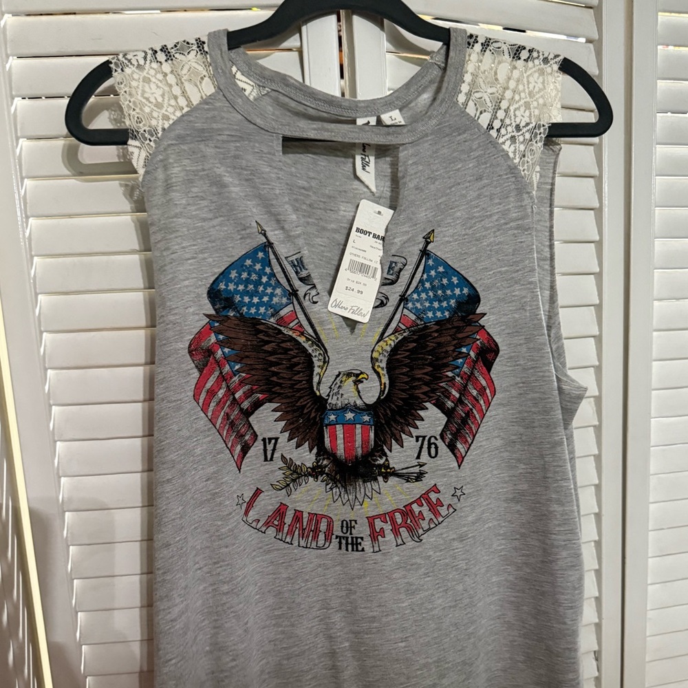 Gray Sleeveless Top with Eagle and Flag Design